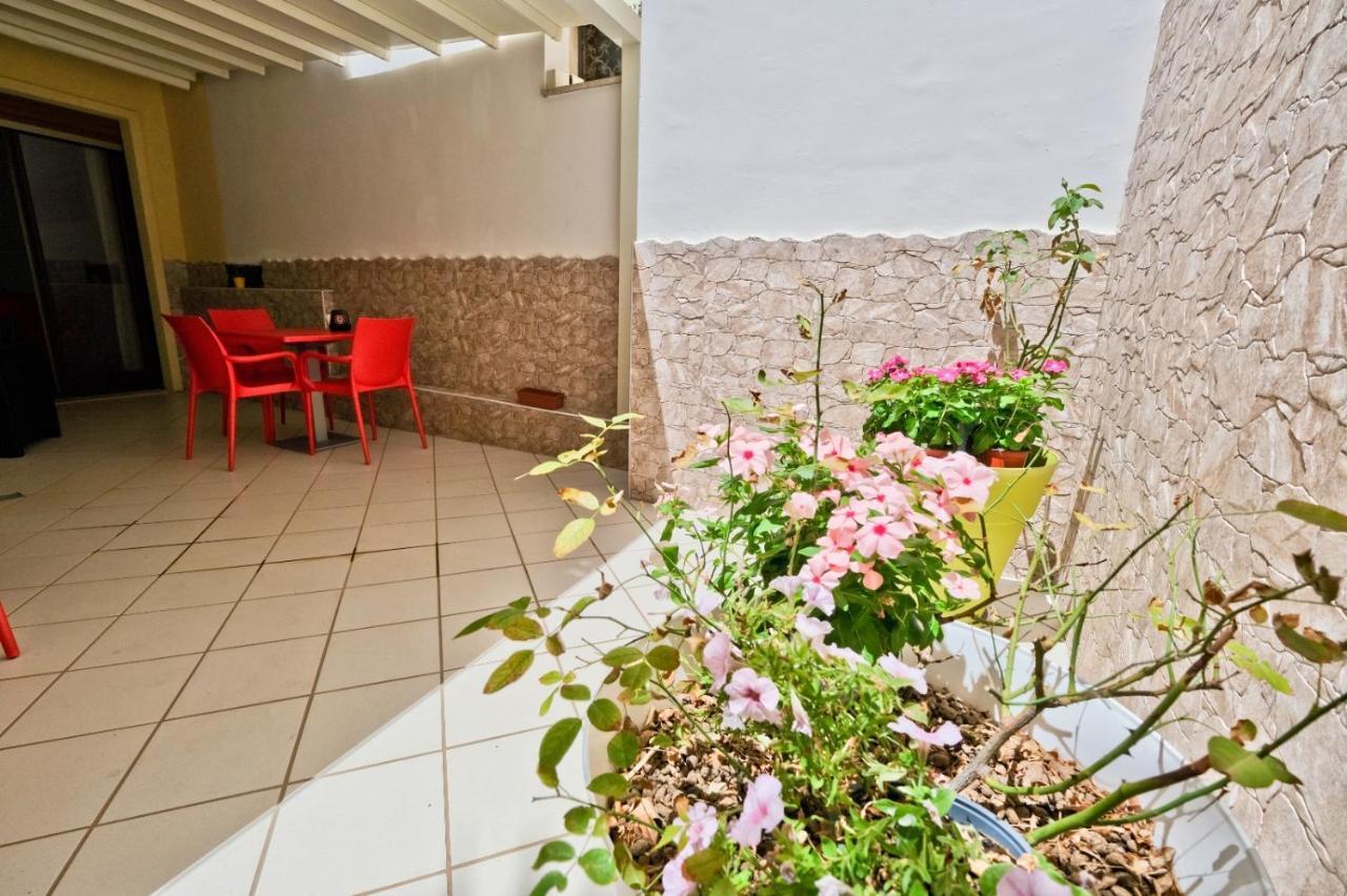 Il Porto Affittacamere B&B Bríndisi Exterior foto