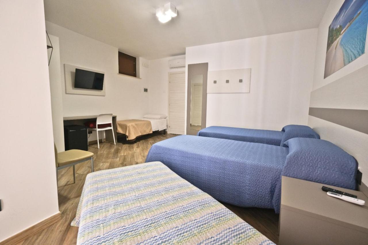Il Porto Affittacamere B&B Bríndisi Exterior foto